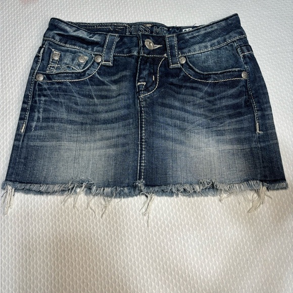 Miss Me denim skirt - Picture 2 of 9